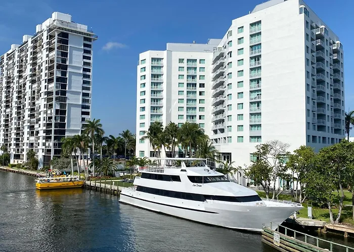 Hotéis de Miami perto de Aeroporto Internacional de Fort Lauderdale Airport (FLL)
