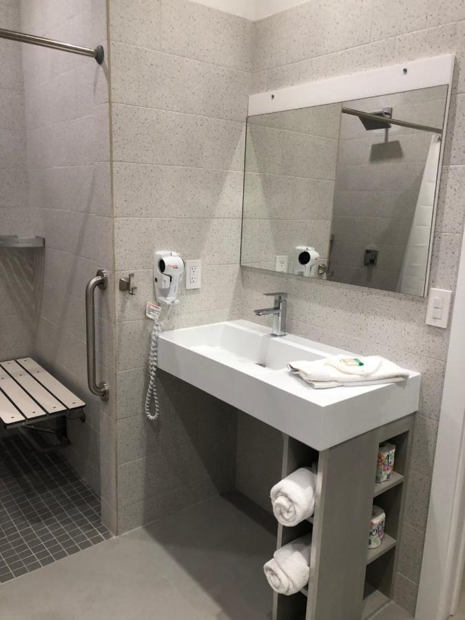 Single Room Disability Access,1015163497:JPEG