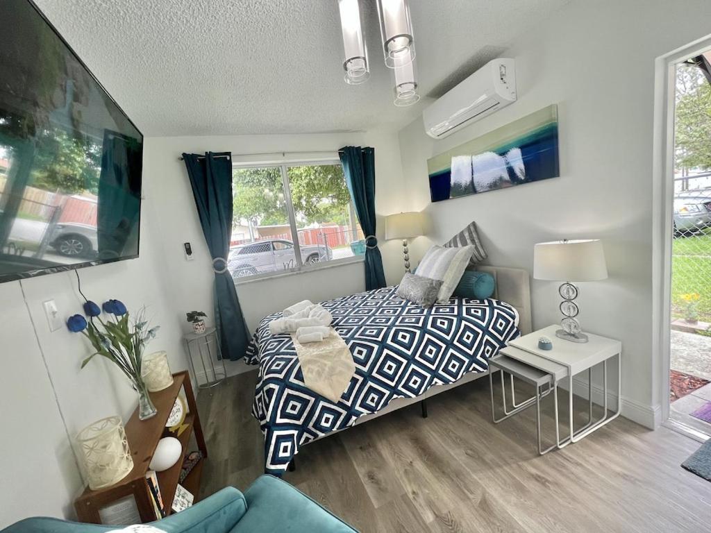 Studio Apartment