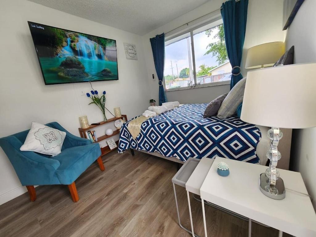 Studio Apartment