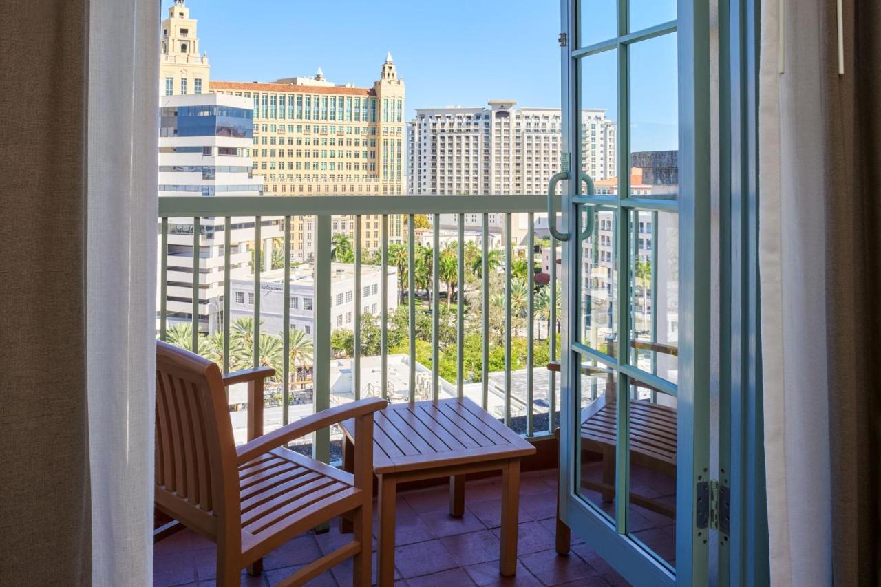 Ponce De Leon Junior Suite 1 King Sofa Bed City View Balcony