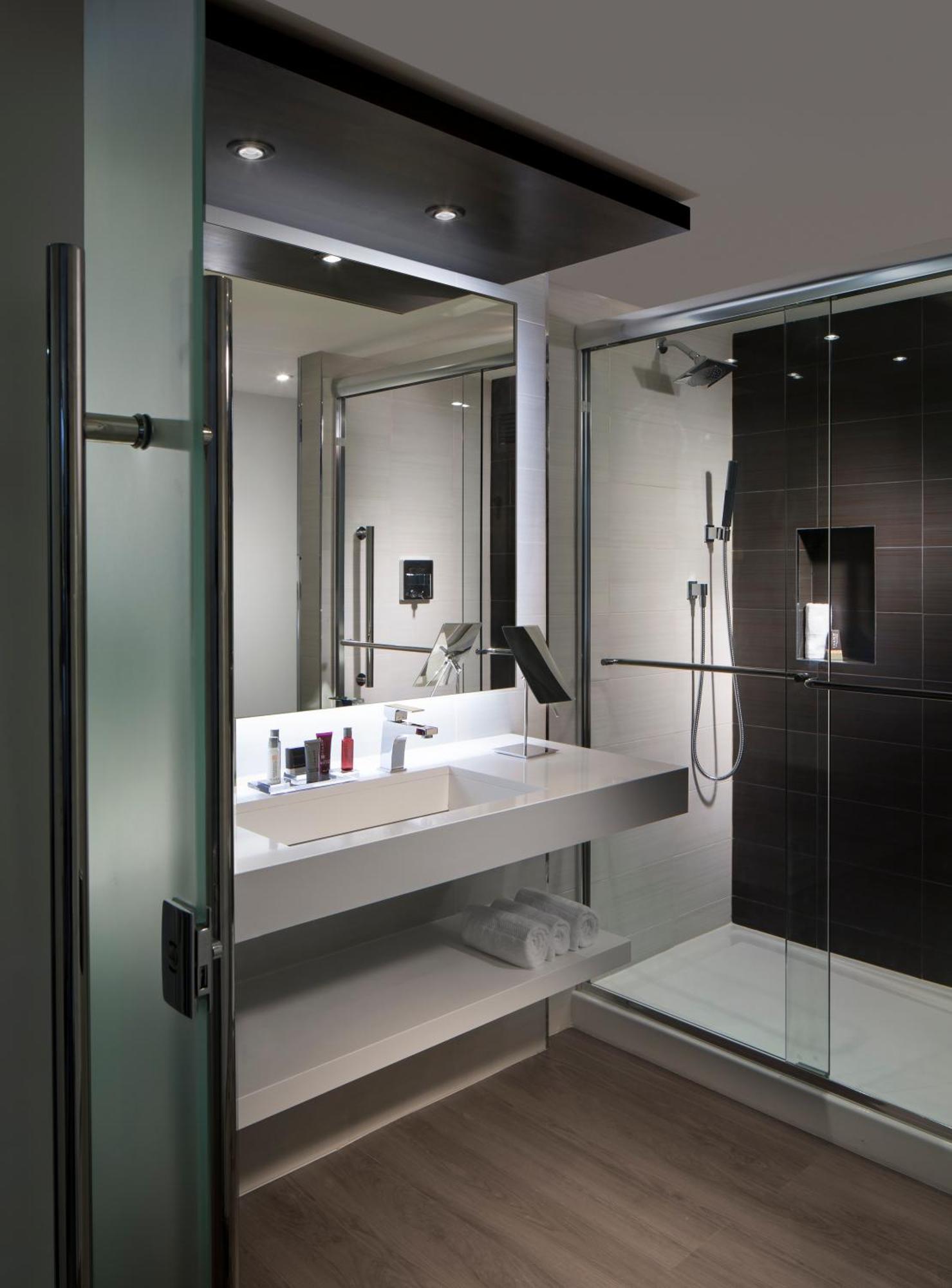 Design Double Room Two Double Beds