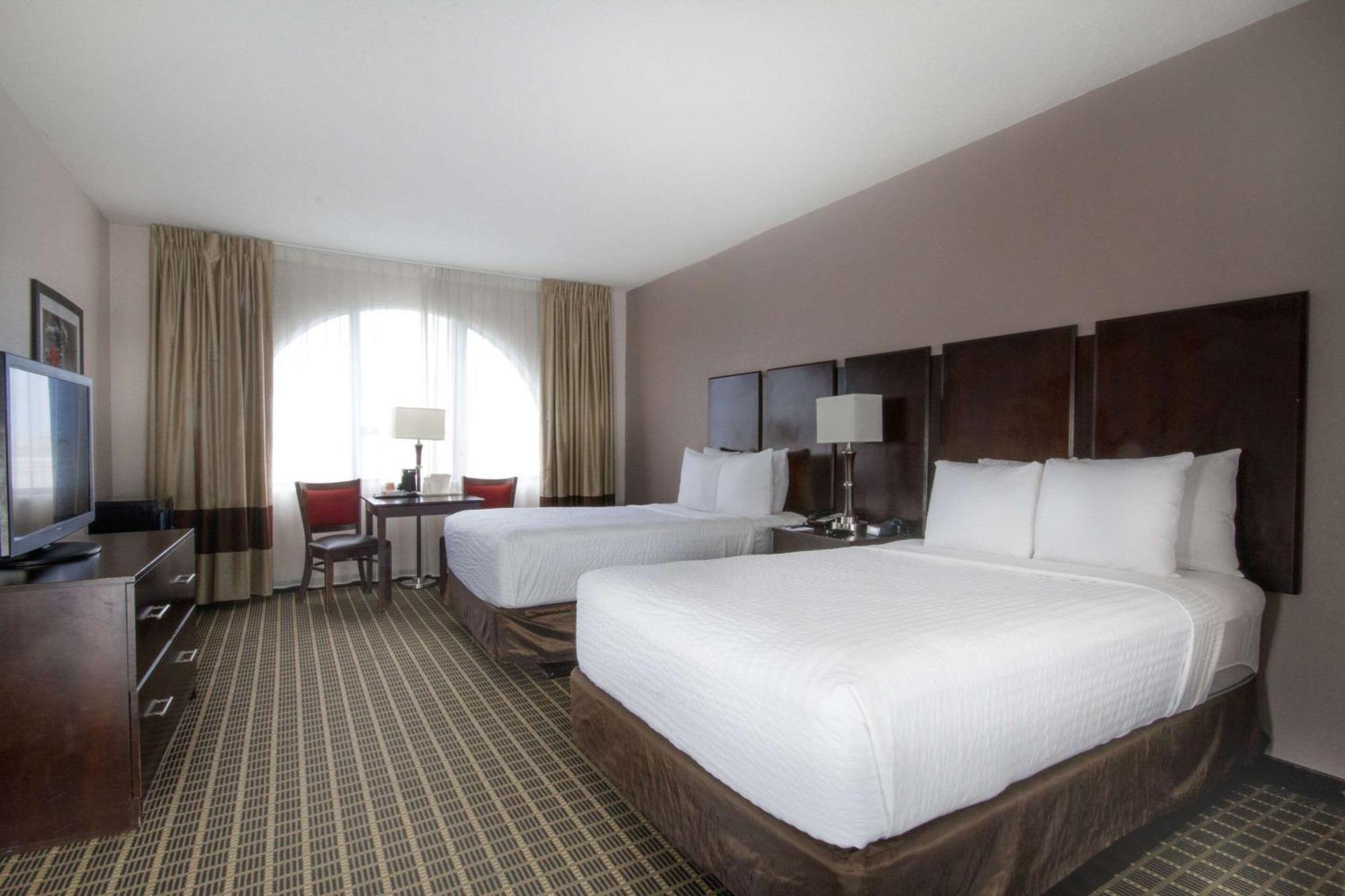 Double Room Two Double Beds Non-Smoking