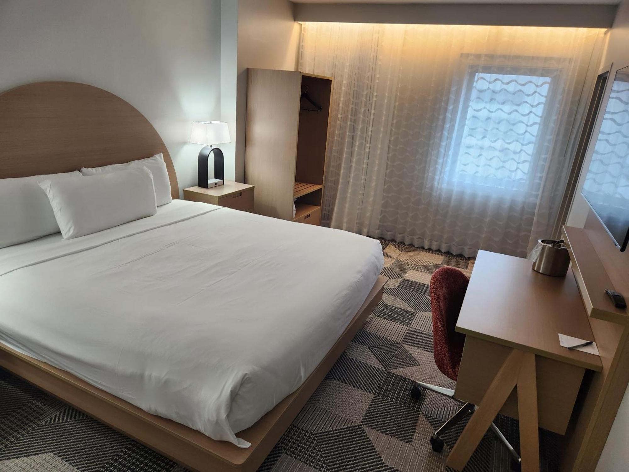 Standard King Room