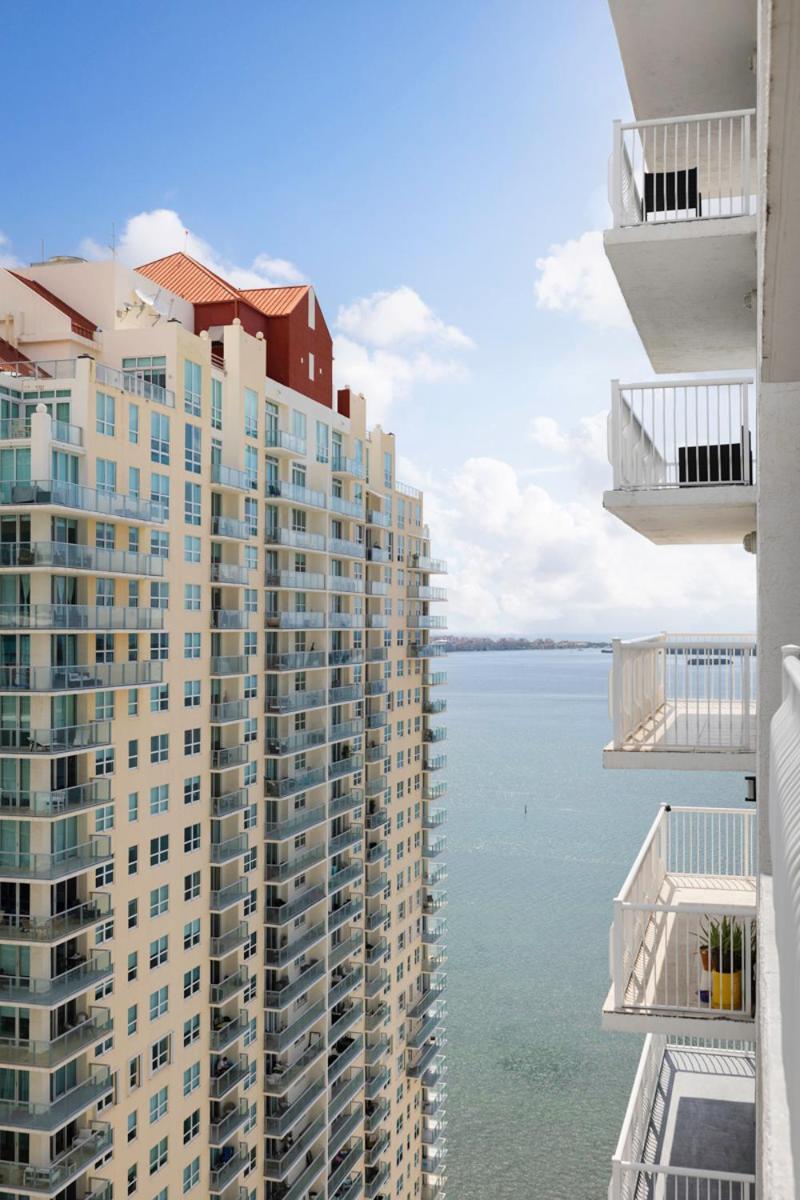Apartment Balcony,1644529762:JPEG