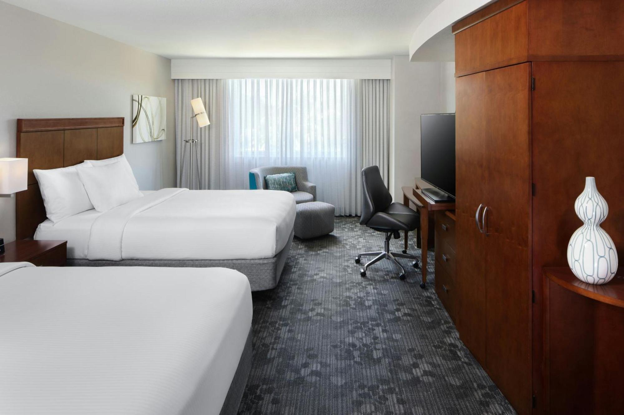 Queen Room 2 Queen Beds