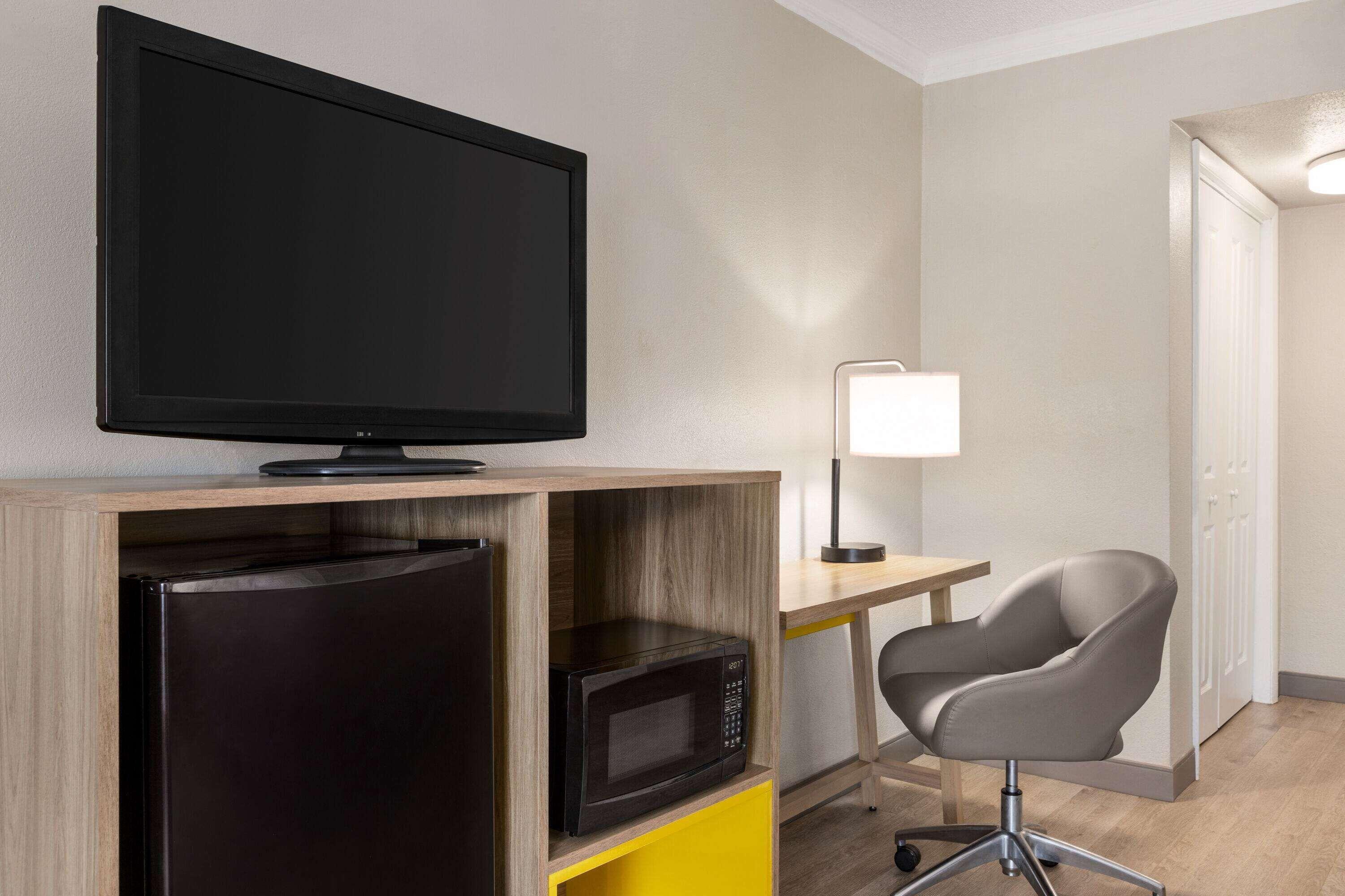 Deluxe Double Room Two Double Beds Non-Smoking