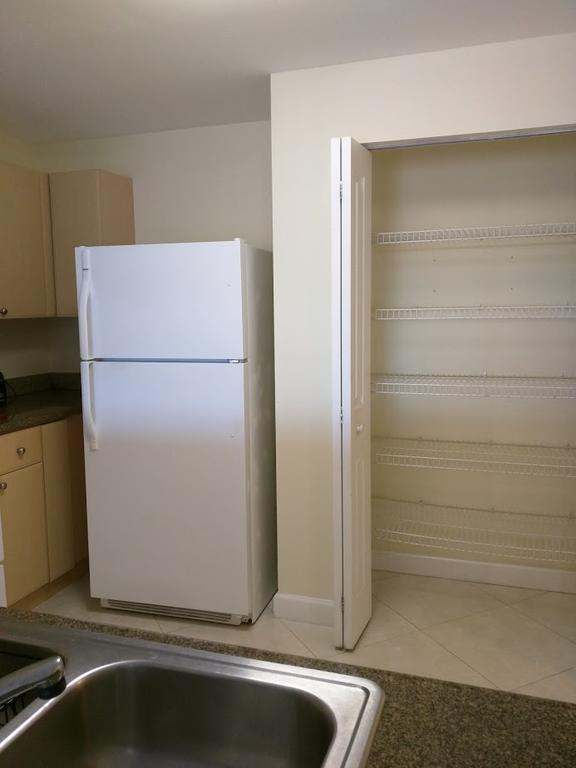 Three-Bedroom Apartment,174984363:JPEG