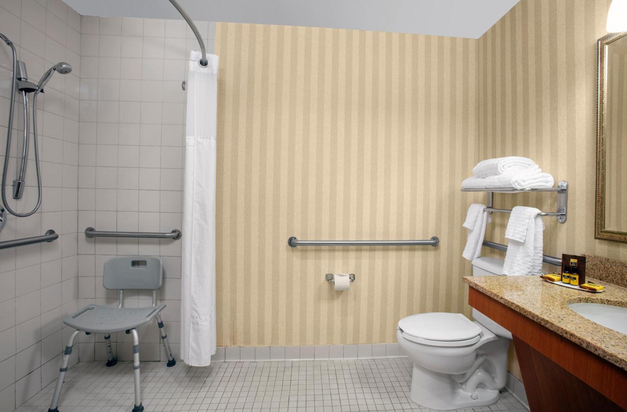 King Room Roll Shower Mobility Access