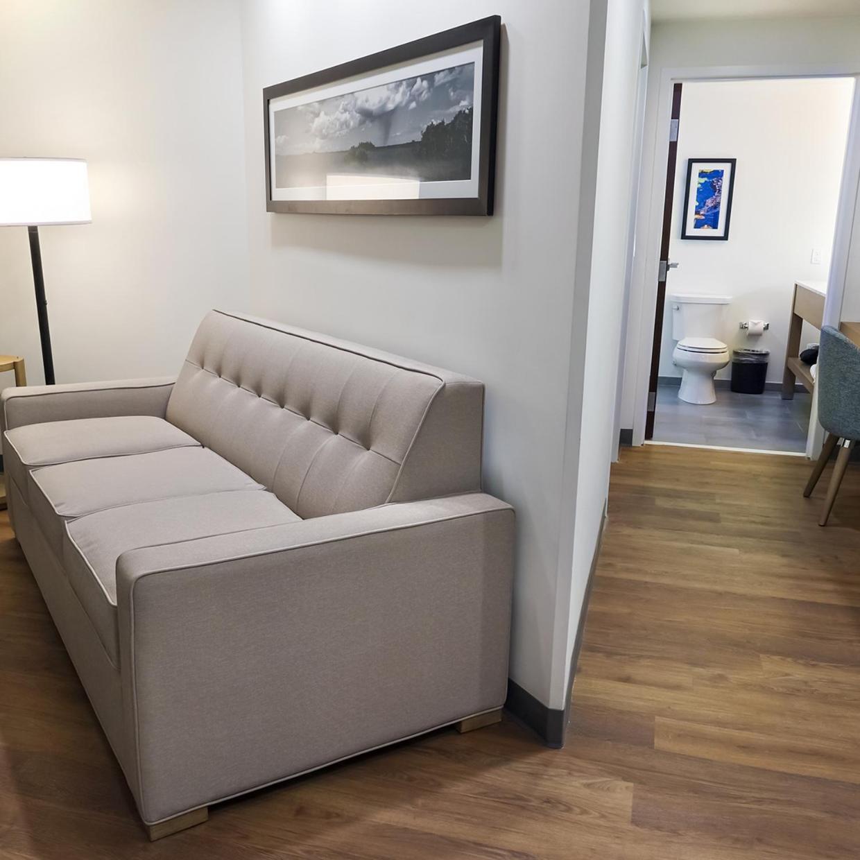Deluxe Double Queen Suite
