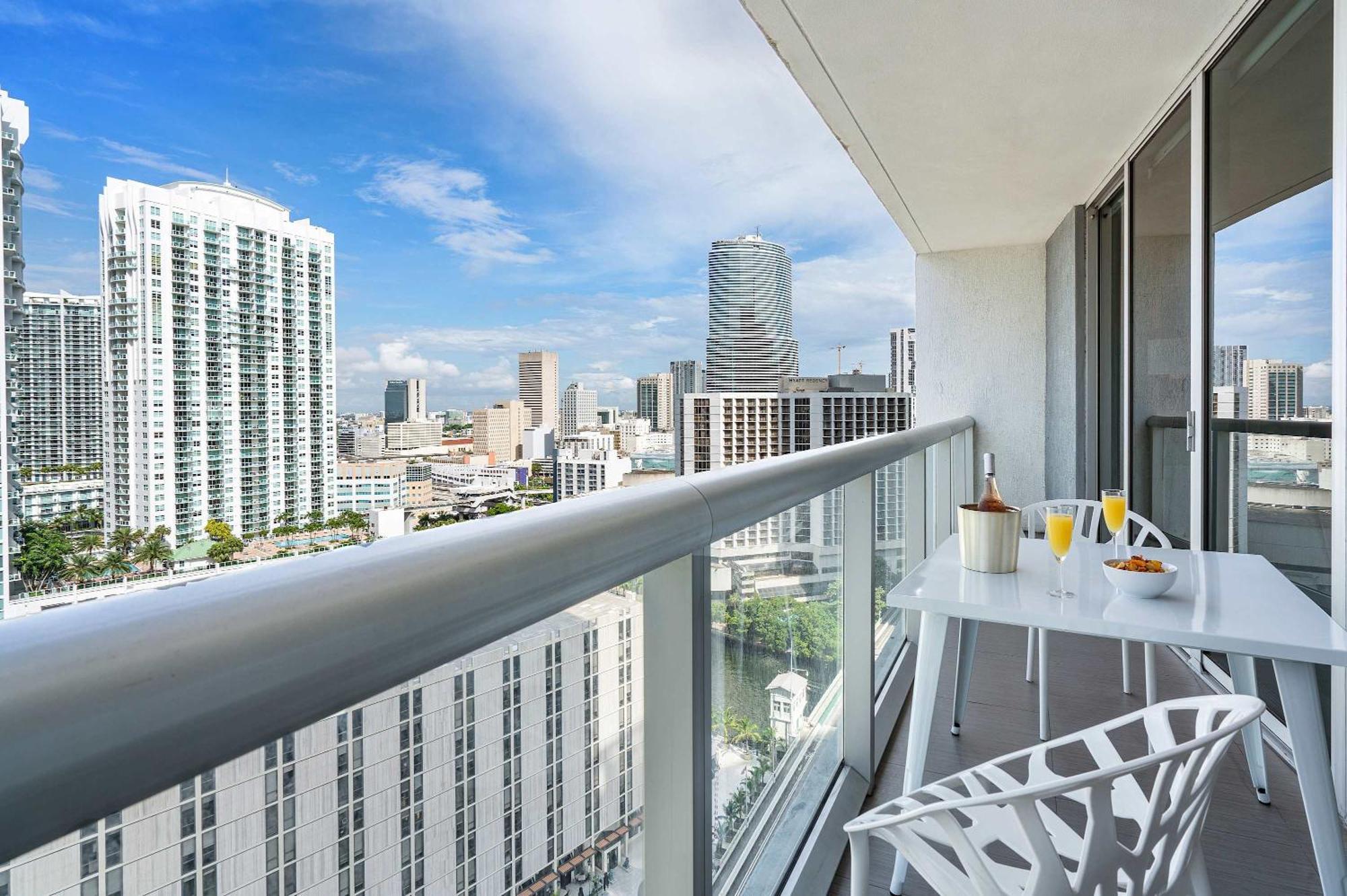 One-Bedroom Apartment River View