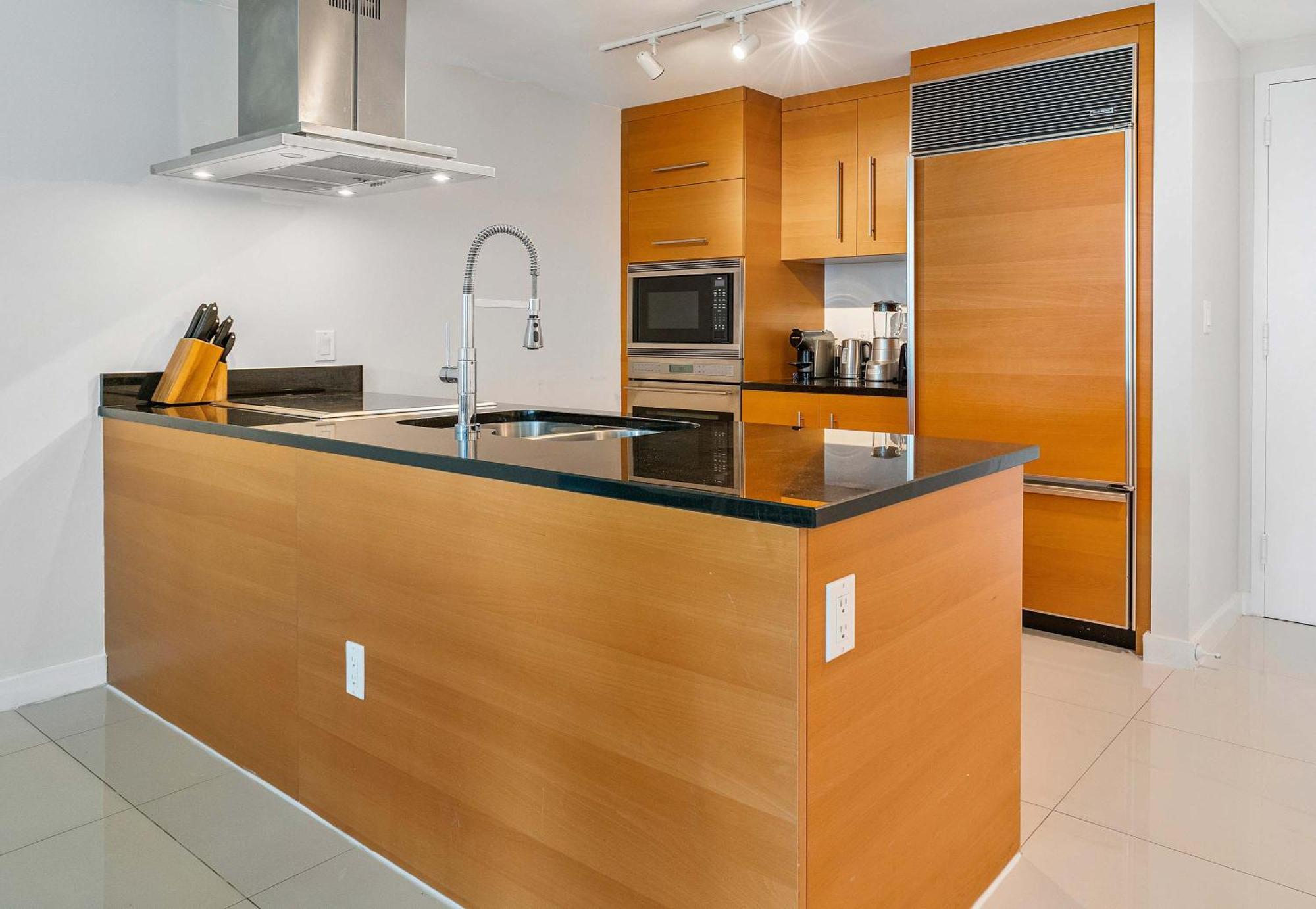 One-Bedroom Apartment River View