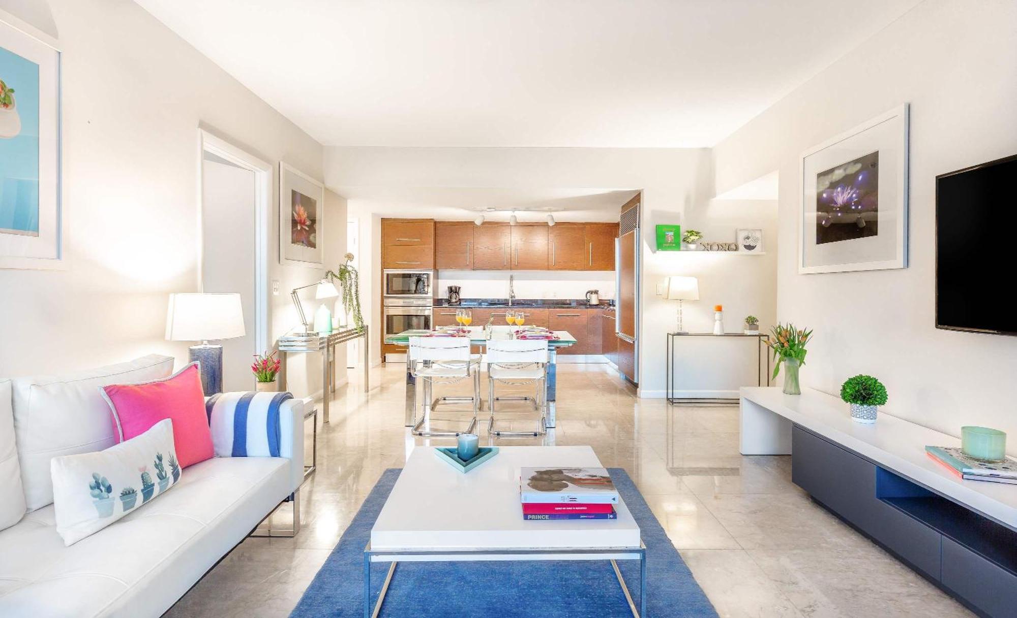 One-Bedroom Apartment Oceanfront