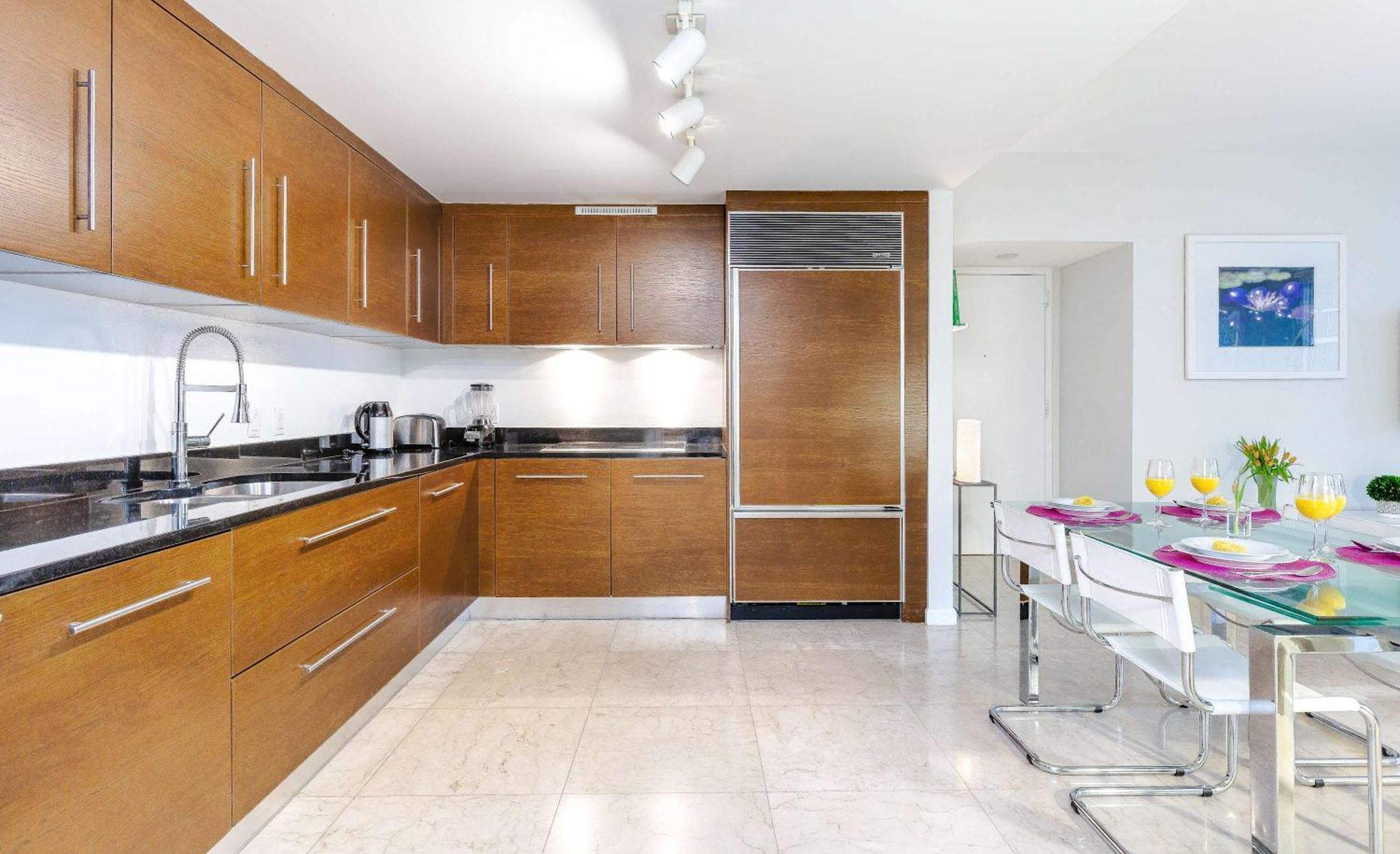 One-Bedroom Apartment Oceanfront