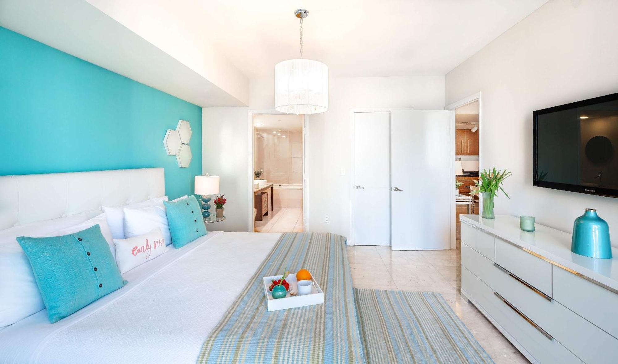 One-Bedroom Apartment Oceanfront
