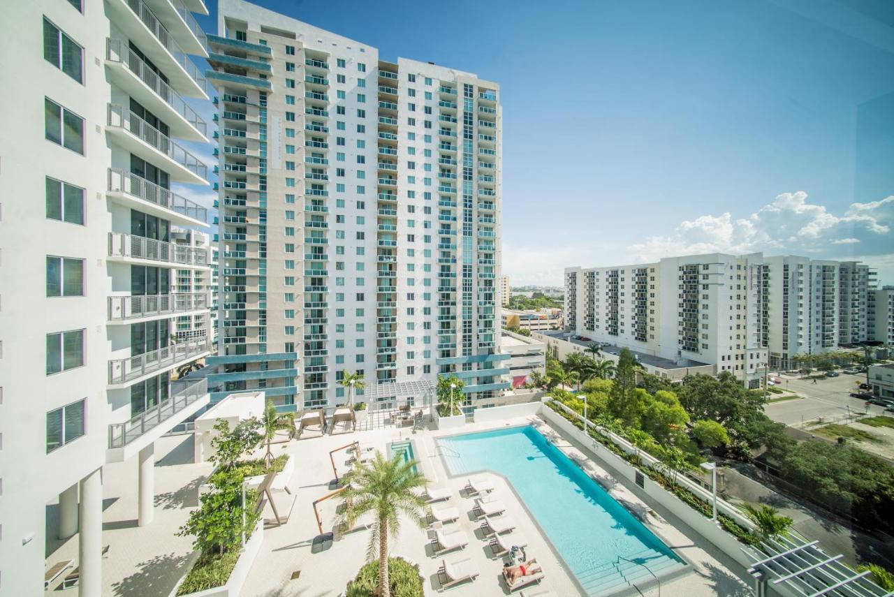 Apartment mit 2 Schlafzimmern und Poolblick