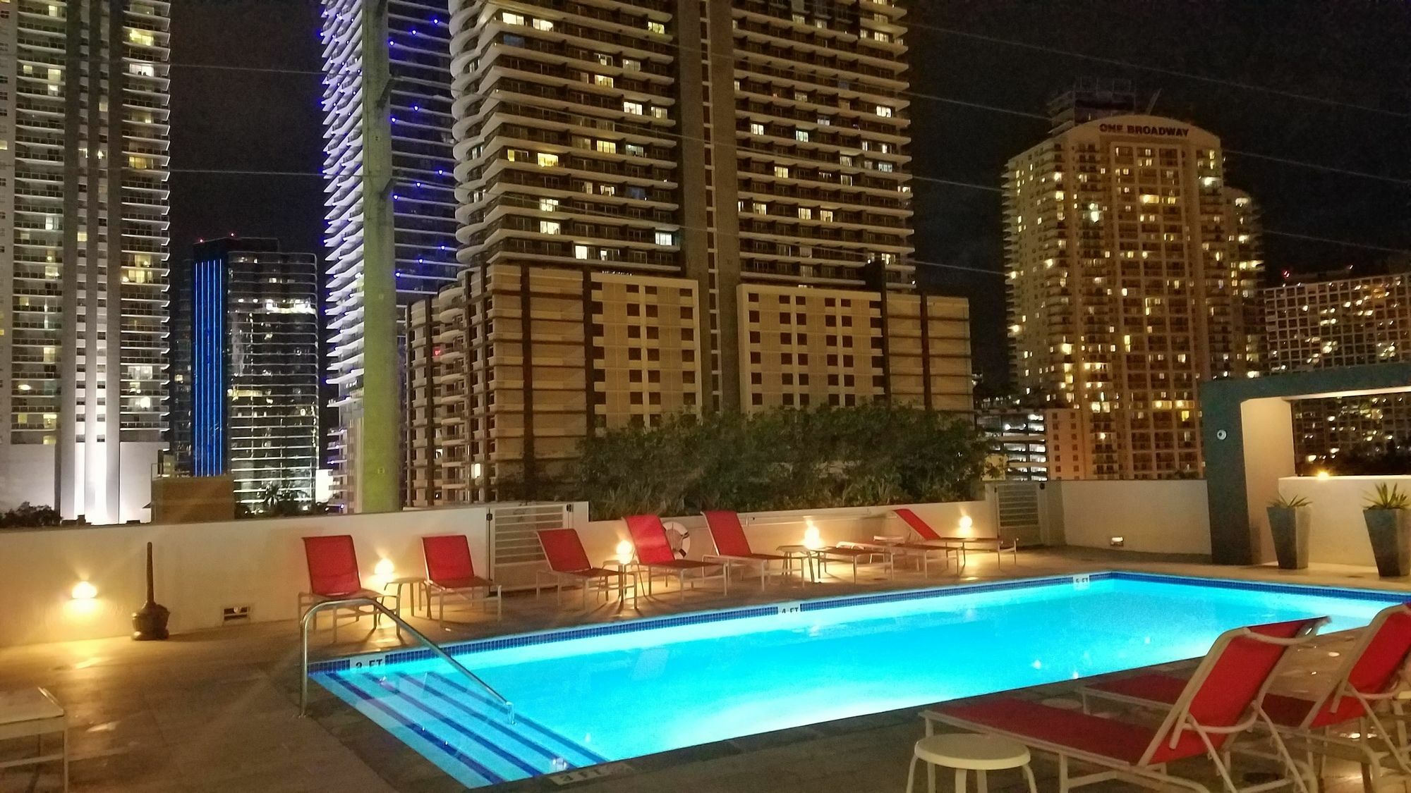 One-Bedroom Apartment Balcony 21