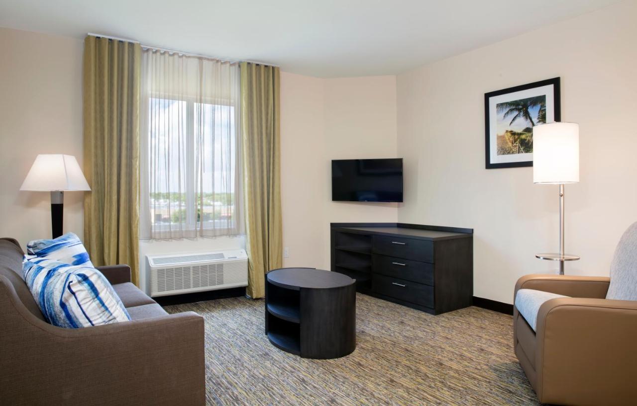 One-Bedroom Suite Sofa Bed