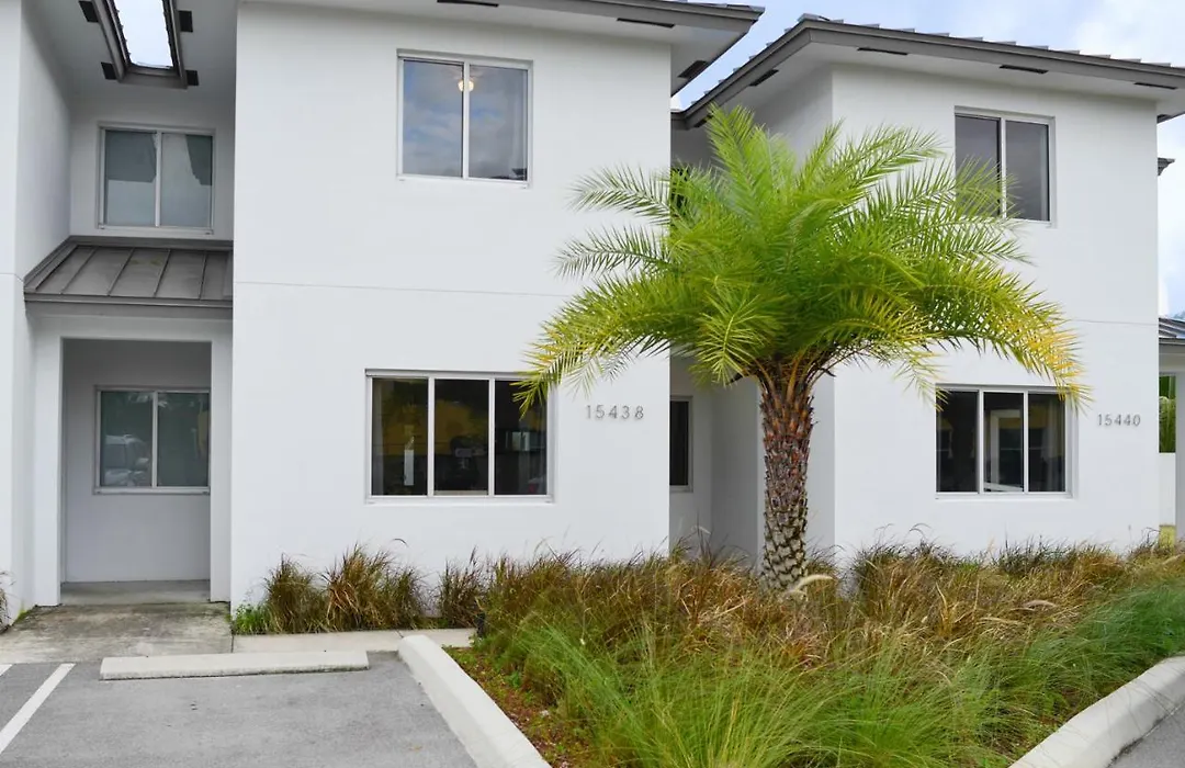 Amazing Townhouse 8 Miles From Wynwood - Nth5-1