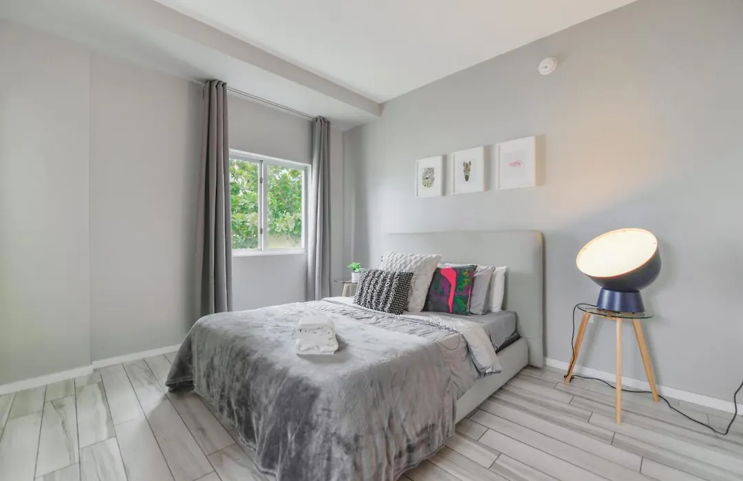 New Modern 2 Bedroom Apt In Wynwood With Free Parking-1