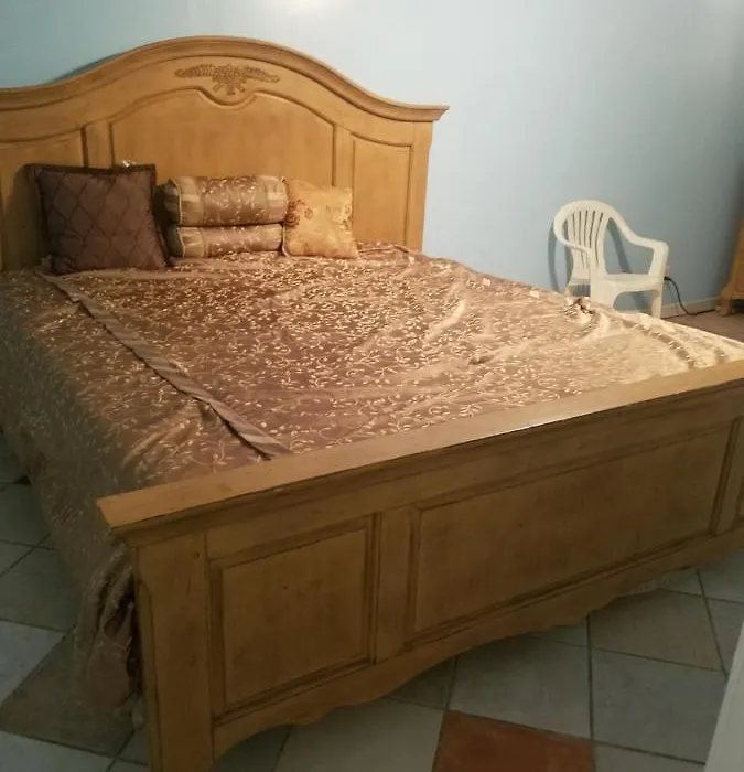 Mimo Home Studio With Private Entrance & Key-1