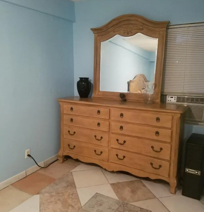 Mimo Home Studio With Private Entrance & Key-1