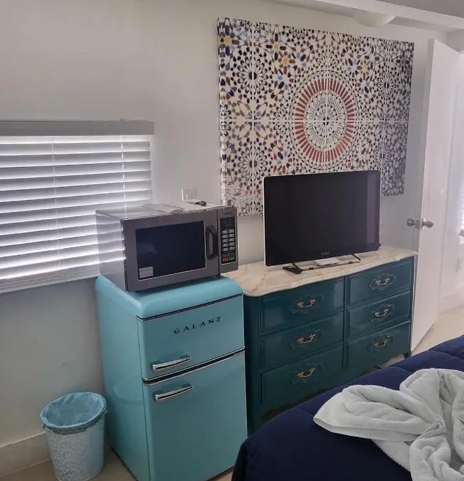 1161 Studio 2 Main Miami-1