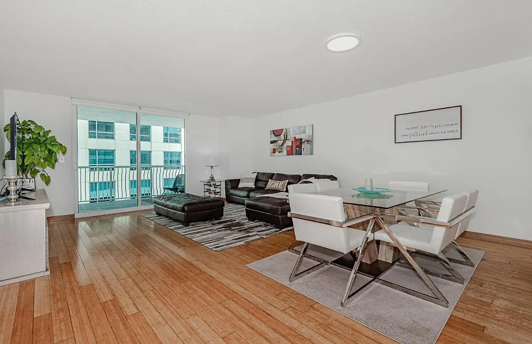 Miami Condo With City & Ocean Views! Sleep Up To 6!-1