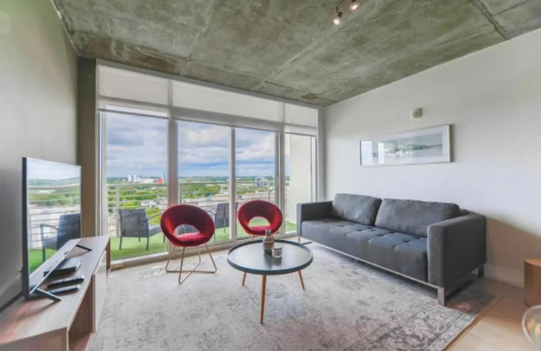 Cozy 2Br Family Apt With Pool At Midblock Miami-1