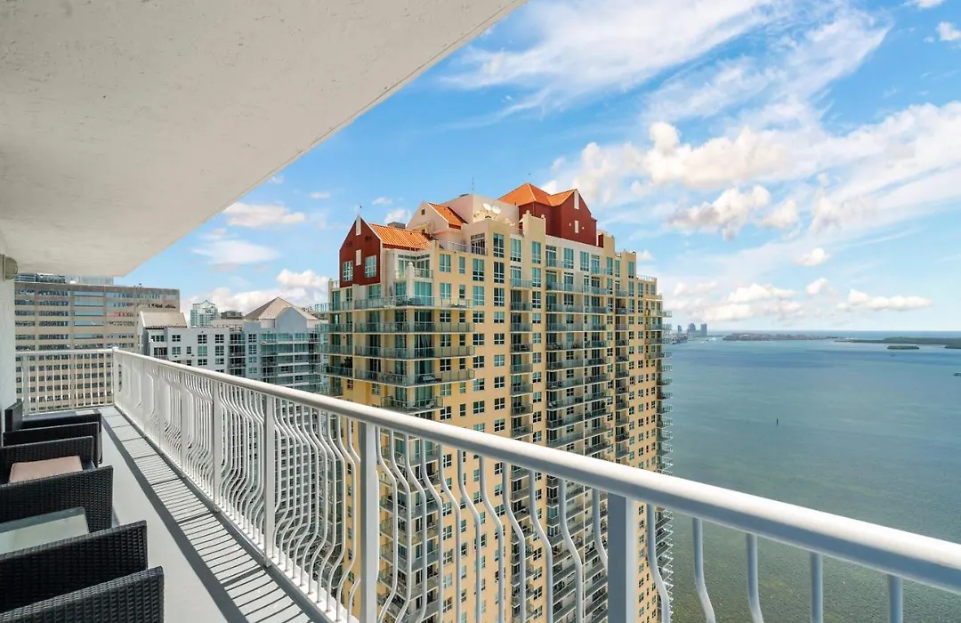 Great 3Br Condo/Amazing View-1
