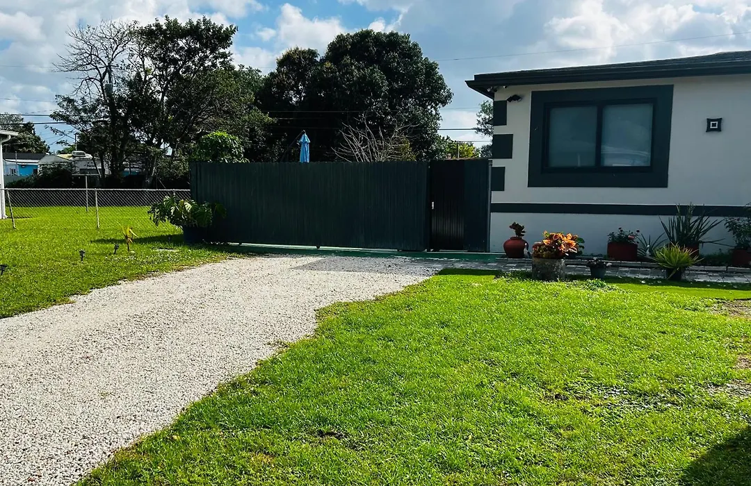 Cozy Apartment, With Separate Entrance-1