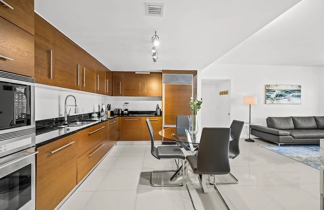 *Iconic W Icon Condo/ Pool&Waterviews*Freespa*-1