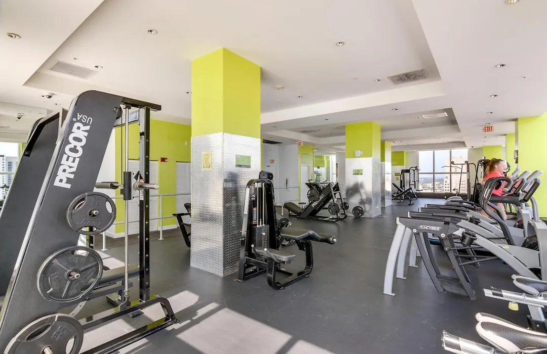 Trendy Downtown Miami Studio Pools, Views And More!-1