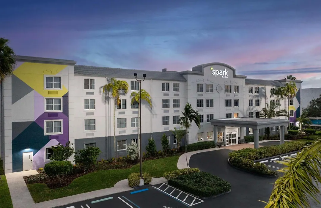 Spark By Hilton Miami Doral-1