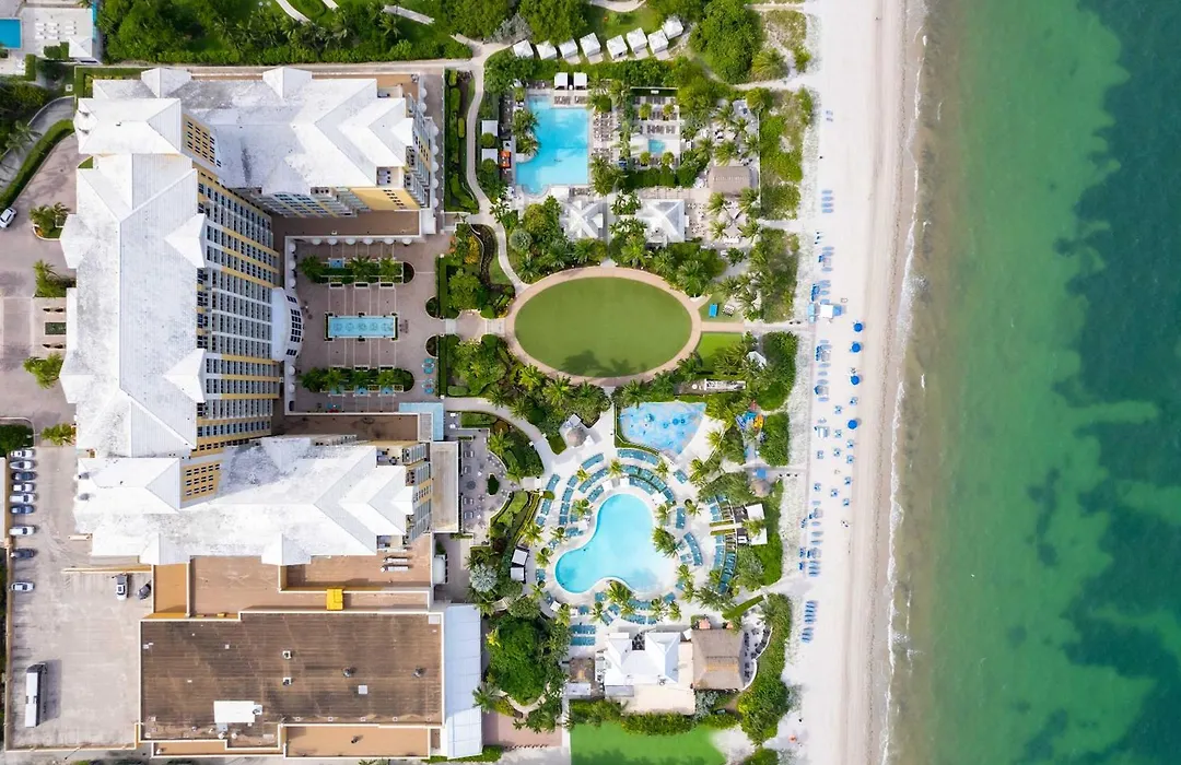 Breathtaking 2 Bedroom Condo Placed At Ritz Carlton-Key Biscayne-1