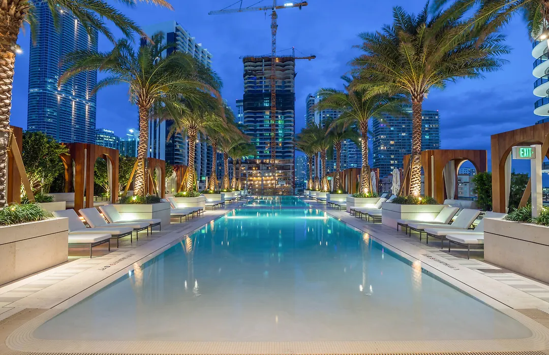 City Escapes Suites At Sls Lux Brickell Building-1