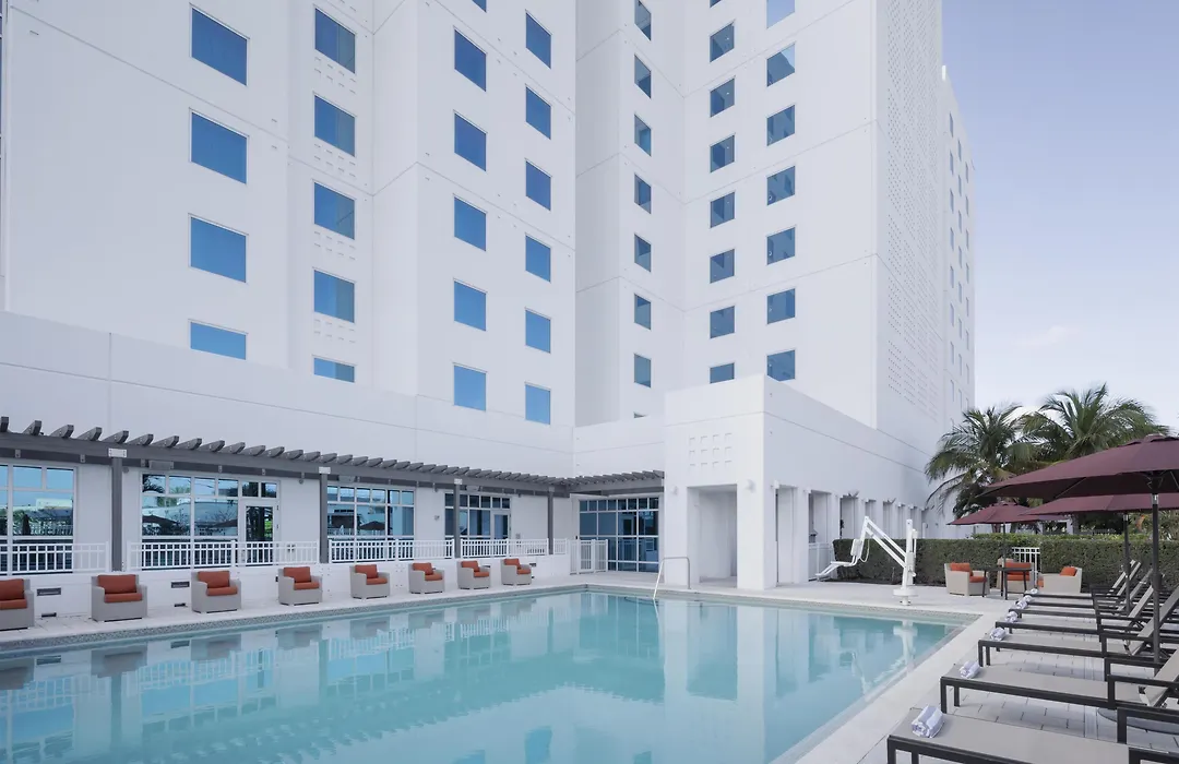 Hilton Garden Inn Miami Dolphin Mall-1
