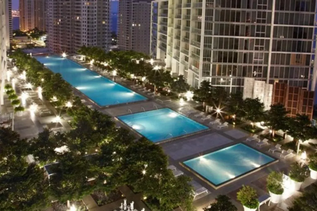 Luxury 5-Star Condo @37Th Floor In Icon Brickell 2B/2B-1