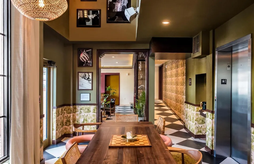 Life House, Little Havana-1
