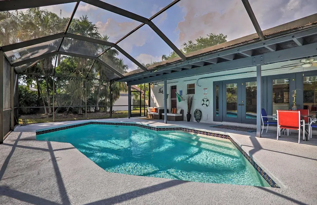 Miami Home With Screened-In Pool Mins From Zoo!-1