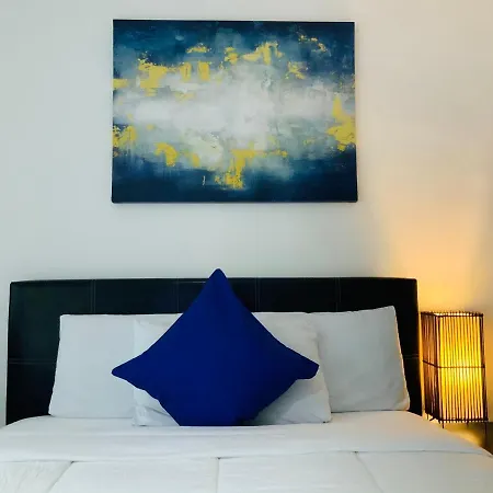 Adorable Private Apartments In The Heart Of Miami!-3