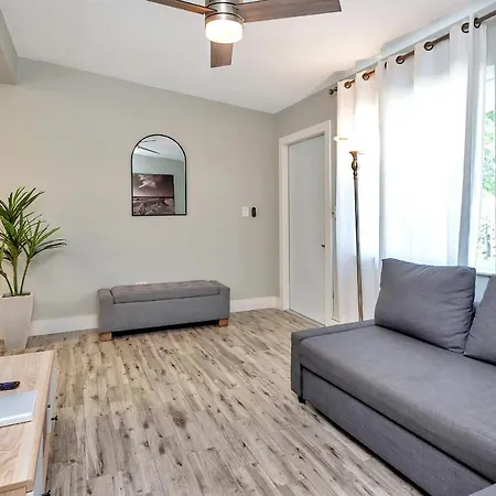 2 Bedroom Buena Vista Walk To Design District-3