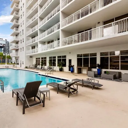 Luxury Accommodations Brickell-2