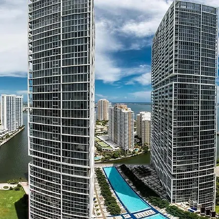 Luxury Condo W Icon With City Views-2