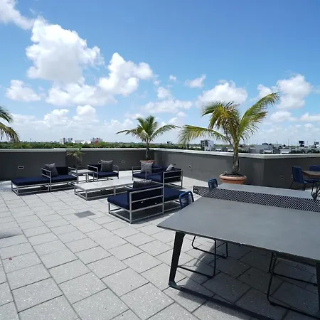 1113-Astonishing 2 Bed/2 Bath Apartment-3