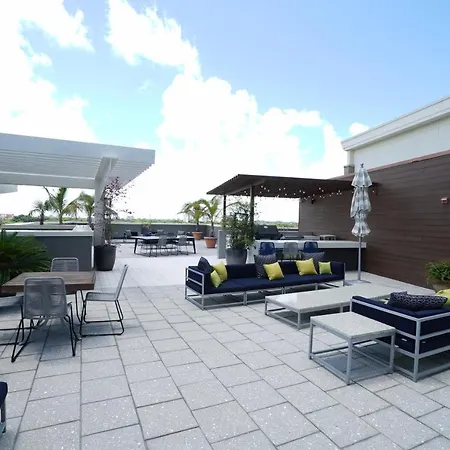 1113-Astonishing 2 Bed/2 Bath Apartment-2