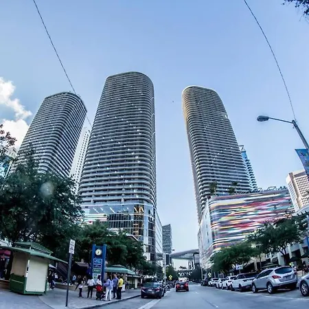 4Br Apt With Bay View At Brickell, Free Parking-3