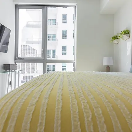 Amazing Condo In Downtown Miami/Brickell W/Parking-3