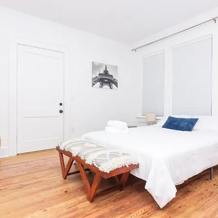 Miami Two Bedroom Apartment - Heart Of Wynwood & Edgewater - Private Parking Spot-2