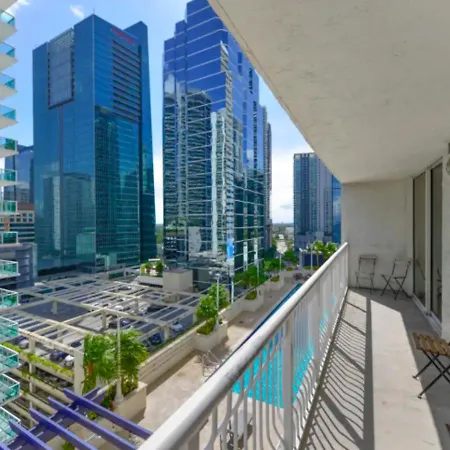 2Bd Condo At Brickell With Bay View-3